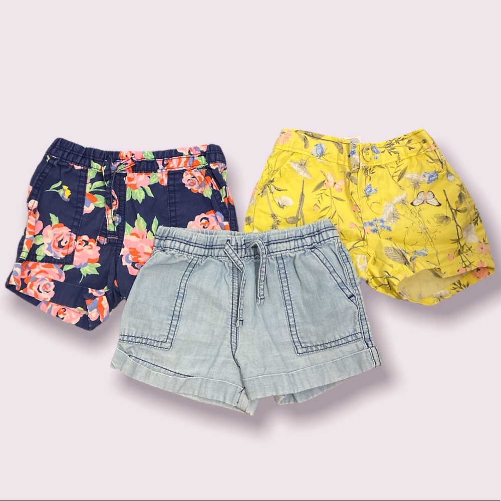 3 Carters girls shorts 2T/24M
